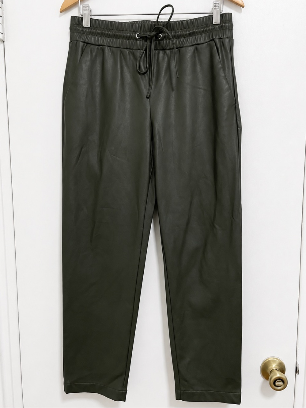 LOFT Olive Green Faux Leather Jogger Pants M Drawstring Quiet Luxury Fall Chic